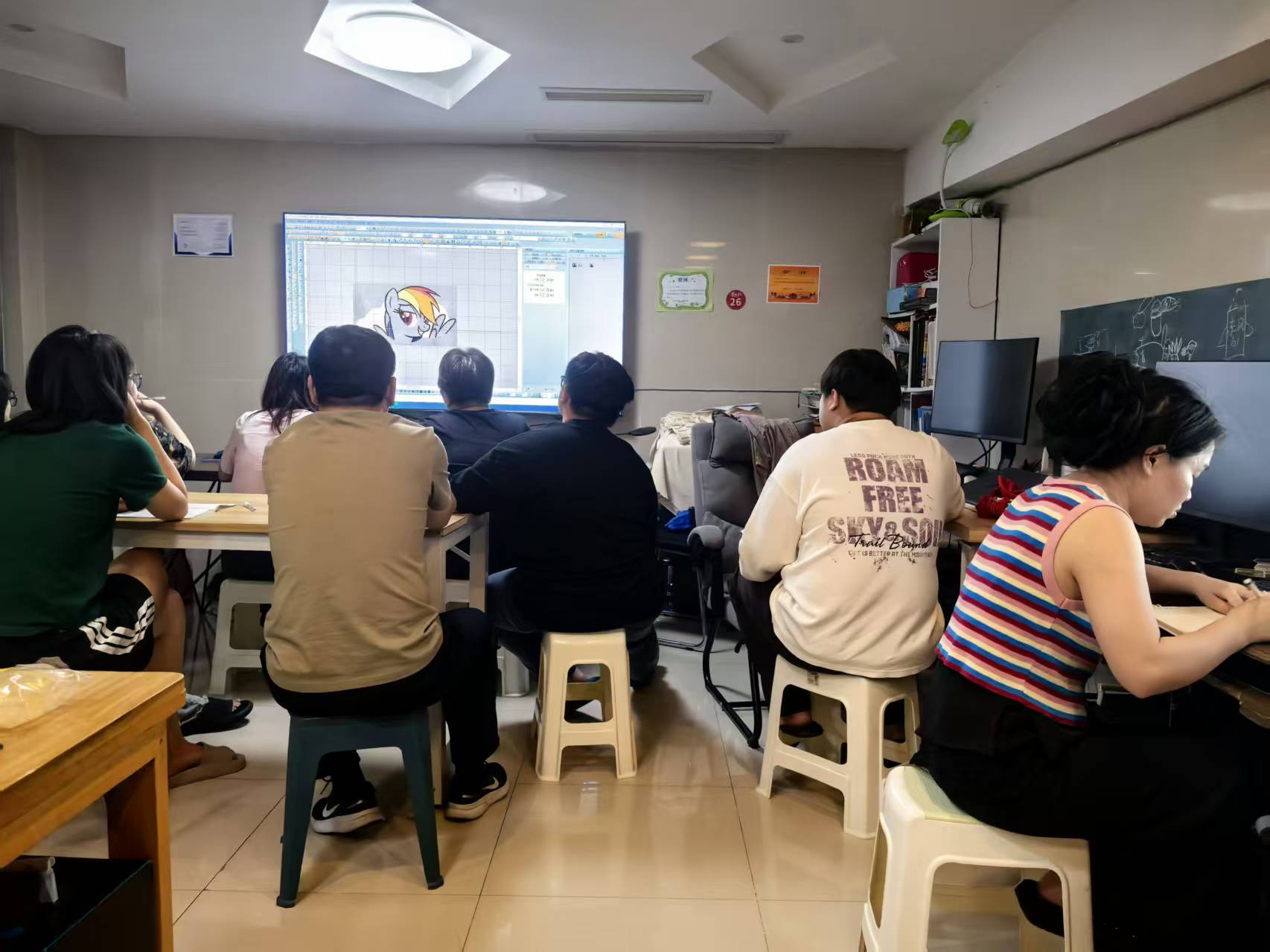 classroom-4.jpg